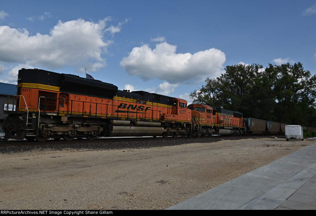 BNSF 9377 Roster shot